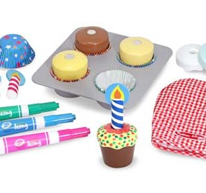 Set de joaca Decoreaza briosele Melissa and Doug